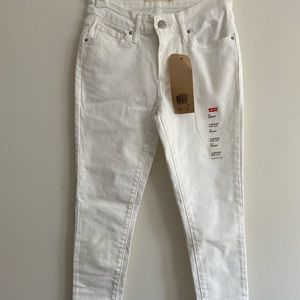 Levi 711 skinny Jean